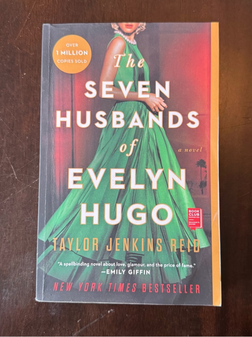 Book - THE SEVEN HUSBANDS OF EVELYN HUGO